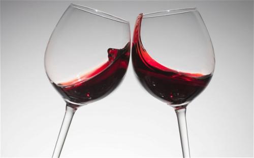 保鲜膜可以改善走味的葡萄酒吗