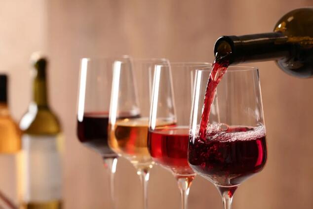 西班牙出现葡萄酒造假行为，遭受农民协会抨击